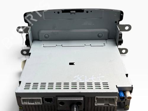 Used Radio Radio DACIA DOKKER Box Body/MPV 1.2 TCe 115 (FEM0) (114 hp) 39738198 39738198