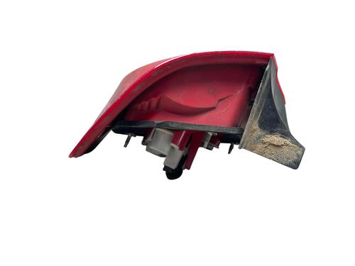 right-taillight-bmw-3-e90-2004-2005-2006-2007-2008-2009-2010-2011-2012-35820950 main image
