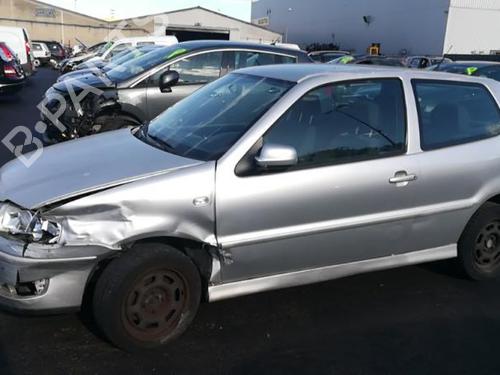 Left taillight VW POLO (6N2) 1.4 16V | BP25576827C34 