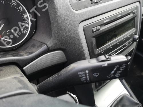 Left front window switch SKODA OCTAVIA II (1Z3) 1.6 TDI | BP25525352I27 - Image 27