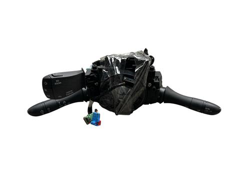 Used Steering column stalk Steering column stalk RENAULT MEGANE IV Hatchback (B9A/M/N_) 1.5 dCi 110 (B9A3) (110 hp) 32774353 32774353