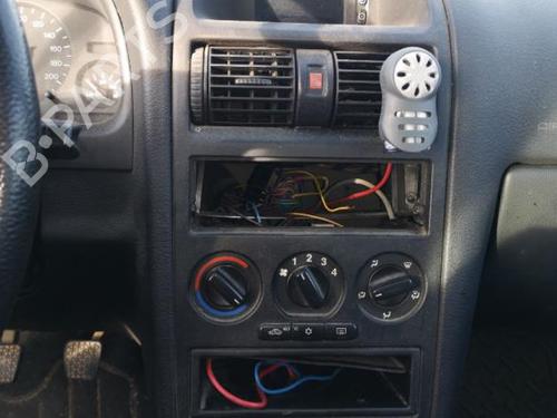 Front left window mechanism OPEL ASTRA G Hatchback (T98) 2.0 DI (F08, F48) | BP25576790C22 
