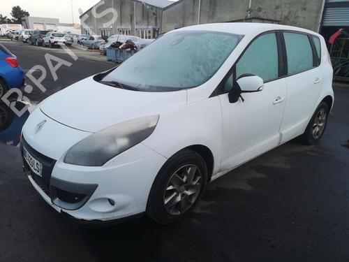 Left front fenders RENAULT SCÉNIC III (JZ0/1_) 1.5 dCi | BP25561338C41 