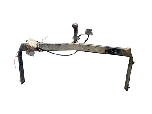 Used Tow ball/Mechanism VW PASSAT B6 (3C2) 2.0 TDI (140 hp) 25527372
