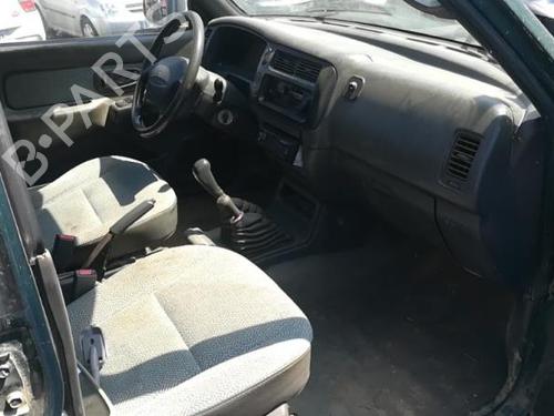 Scheinwerfer rechts MITSUBISHI L200 (K7_T, K6_T, K5_T) 2.5 TD 4WD (K74T) | BP25516543C29 