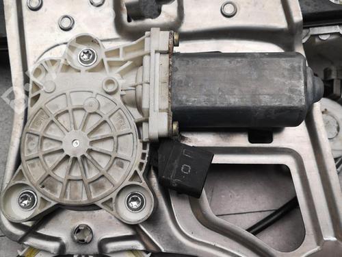 Used Front left window mechanism MERCEDES-BENZ S-CLASS (W220) S 320 CDI (220.026, 220.126) (197 hp) 25559694