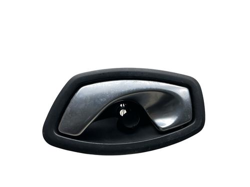 front-left-interior-door-handle-renault-megane-iii-hatchback-bz01_-b3_-2008-35820918 main image