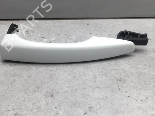Front left exterior door handle PEUGEOT 2008 II (UD_, US_, UY_, UJ_, UR_, UC_) 1.2 PureTech 130 (USHNS, URHNS) | BP25538878C128 
