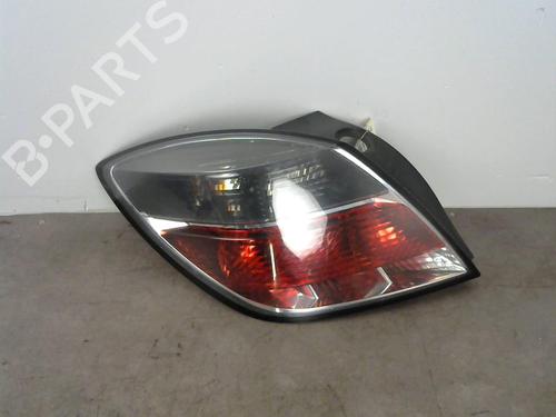 Used Left taillight Left taillight OPEL ASTRA H GTC (A04) 1.9 CDTi (L08) (150 hp) 25576963 25576963