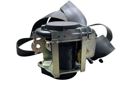 front-left-seatbelt-dacia-lodgy-js_-2012-33174013 main image