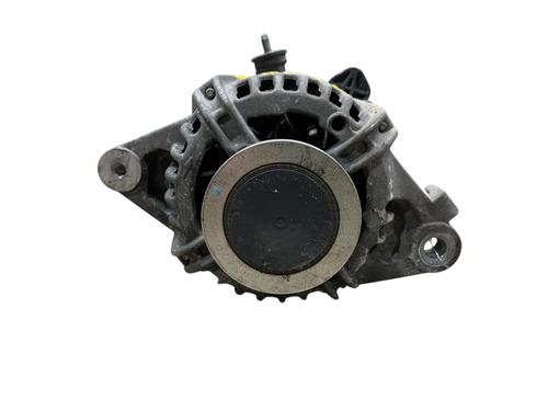 Used Alternator TOYOTA YARIS (_P9_) 1.4 D-4D (NLP90_, NLP90R) (90 hp) 29899754
