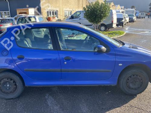 Zderzak przedni PEUGEOT 206 Hatchback (2A/C) 1.4 i | BP25568026C7 