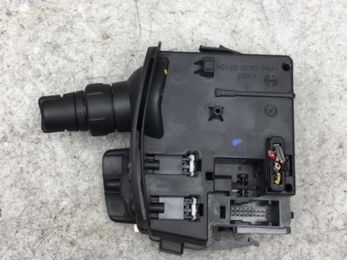 Used Steering column stalk RENAULT CLIO III (BR0/1, CR0/1) 1.4 16V (98 hp) 31355880