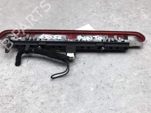 Used Third brake light Third brake light FIAT GRANDE PUNTO (199_) 1.3 D Multijet (75 hp) 25561232 25561232