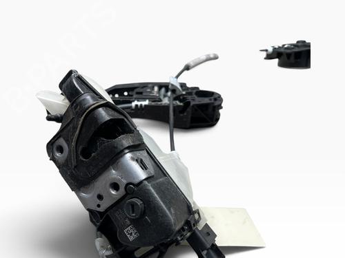 Front left lock CITROËN C3 III (SX) 1.2 THP 110 (SXHNPS, SXHNZT, SXHNZ6) | BP39486778C98 - Image 3
