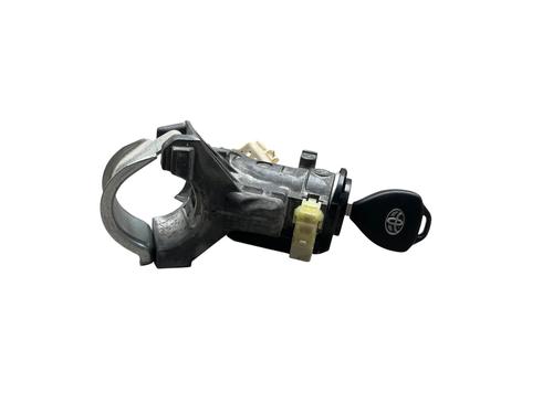 Used Ignition barrel Ignition barrel TOYOTA YARIS (_P13_) 1.4 D (NLP130_, NLP130) (90 hp) 30855849 30855849