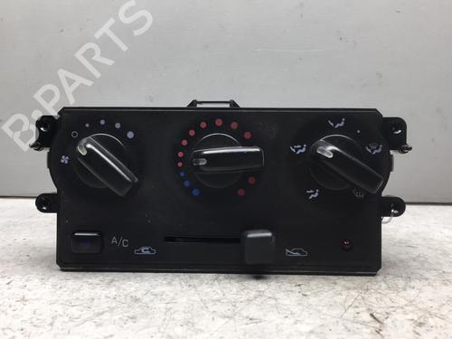 Used Climate control Climate control NISSAN MICRA II (K11) 1.3 i 16V (HK11) (75 hp) 25579949 25579949