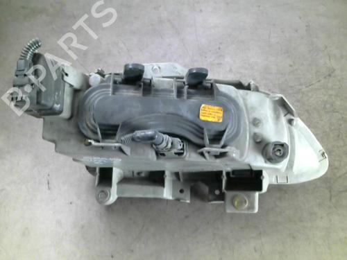 Left headlight RENAULT ESPACE III (JE0_) 2.2 12V TD (JE0E, JE0H, JE0P) | BP25536838C28 