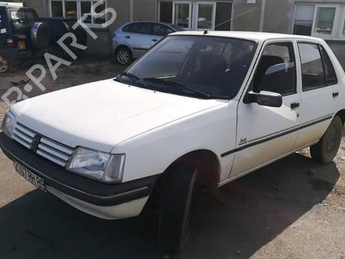 Left mirror PEUGEOT 205 II (20A/C) 1.1 | BP25577092C26