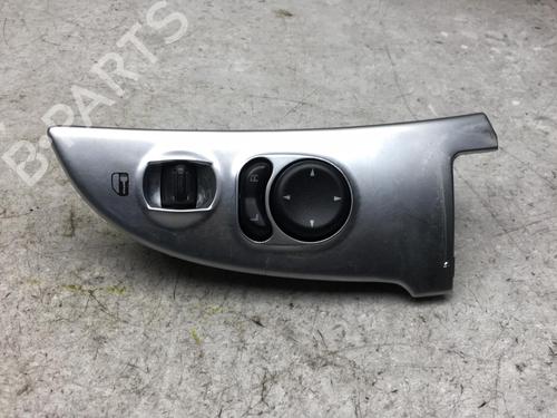 Commande retroviseurs JEEP CHEROKEE (KJ) 2.8 CRD 4x4 (163 hp) 25522312