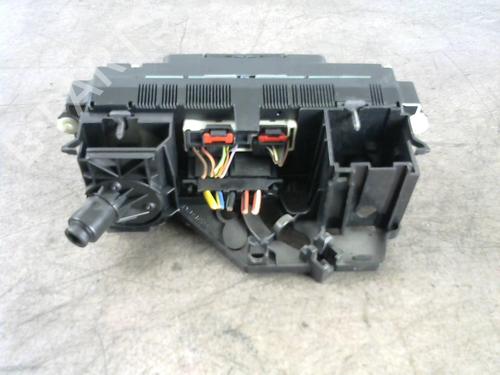 Used Climate control Climate control VW GOLF V (1K1) 1.9 TDI (105 hp) 25524588 25524588