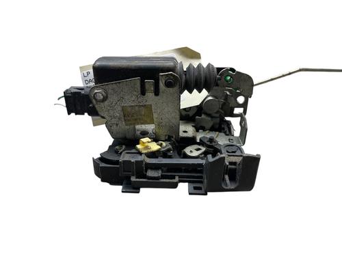 front-left-lock-dacia-duster-hs_-2010-2011-2012-2013-2014-2015-2016-2017-2018-31718497 main image