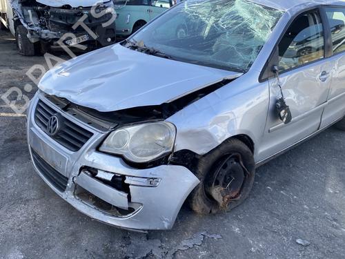 Right headlight VW POLO (9N_, 9A_) 1.4 TDI | BP25891351C29 