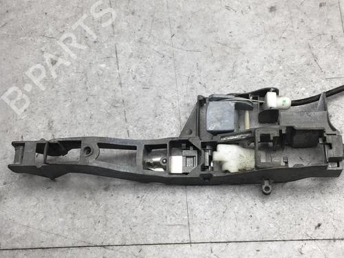 Front left lock PEUGEOT 5008 (0U_, 0E_) 2.0 HDi 150 / BlueHDi 150 | BP25561559C98 