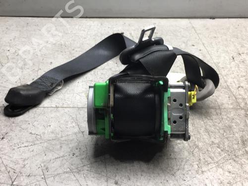 Used Front left seatbelt Front left seatbelt TOYOTA YARIS (_P9_) 1.33 VVT-i (NSP90_, NSP90R) (100 hp) 25546504 25546504