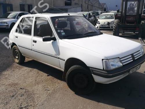 Left mirror PEUGEOT 205 II (20A/C) 1.1 | BP25577092C26