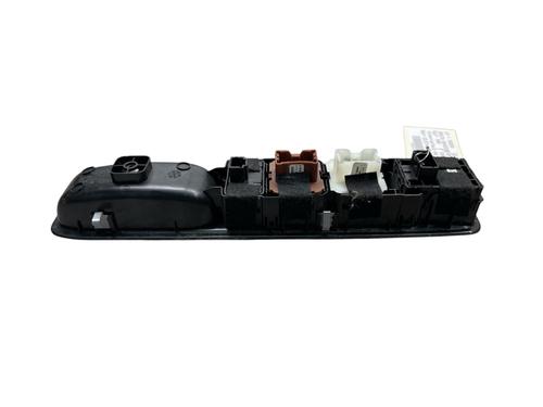 Used Left front window switch Left front window switch DACIA SANDERO III 1.0 TCe 100 ECO-G (101 hp) 32415320 32415320