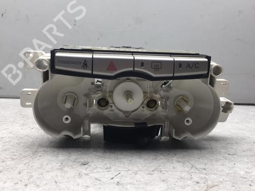 AC Styreenhet / Manøvreringsenhet DAIHATSU SIRION (M3_) 1.0 (M300) (70 hp) 25524863