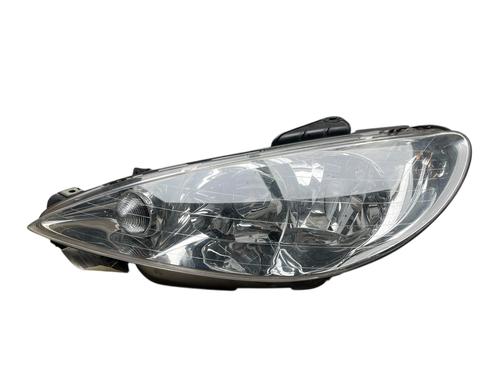 Used Left headlight PEUGEOT 206 Hatchback (2A/C) 1.1 i (60 hp) 29411592