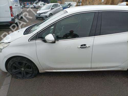 Climate control PEUGEOT 208 I (CA_, CC_) 1.2 VTI 82 | BP25531129I5 