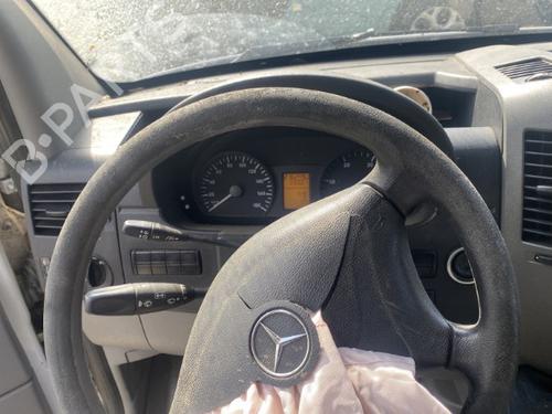 Front right lock MERCEDES-BENZ SPRINTER 3-t Van (B906) 209 CDI (906.611, 906.613) | BP25507108C97 