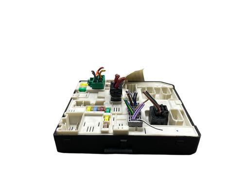 Fuse box RENAULT MASTER III Van (FV) 2.3 dCi 135 FWD (FV0N, FV08, FV06, FV00, FV1S) | BP32777952E1 - Image 3