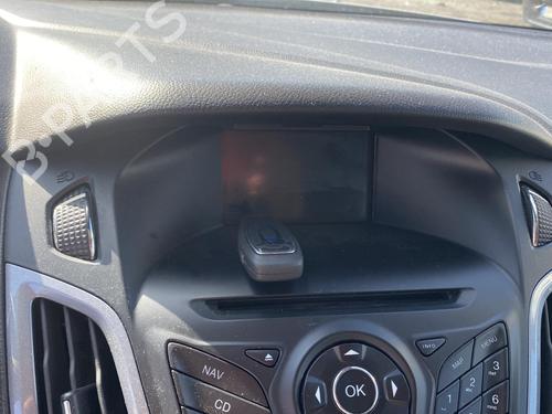 Left front fog light FORD FOCUS III 2.0 TDCi | BP25570900C30  - Image 16