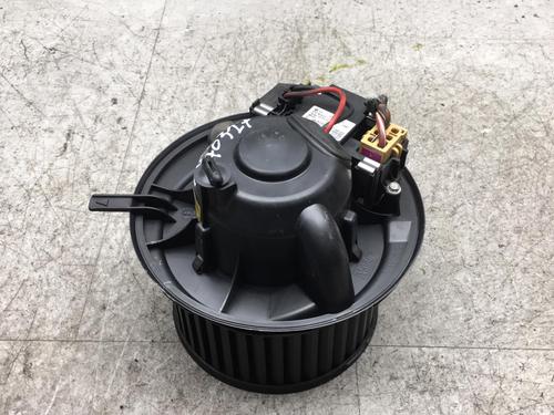 Ventilator motor VW TOURAN (1T1, 1T2) 1.9 TDI (105 hp) 25541380