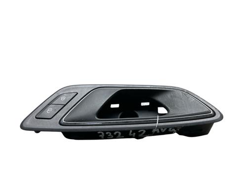 Used Front left interior door handle SEAT LEON (5F1) 1.6 TDI (105 hp) 25569479