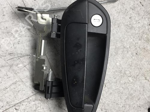 Used Front left exterior door handle FIAT GRANDE PUNTO (199_) 1.3 D Multijet (75 hp) 25538657