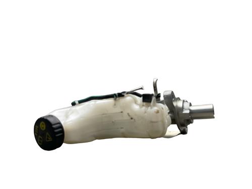 Used Brake master cylinder Brake master cylinder RENAULT TALISMAN (LP_) 1.6 dCi 130 (130 hp) 25550394 25550394