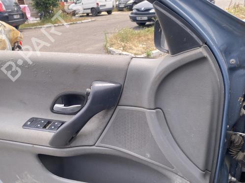 Left tailgate light RENAULT LAGUNA II (BG0/1_) 1.8 16V (BG04, BG0B, BG0C, BG0V) | BP27574255C79  - Image 16