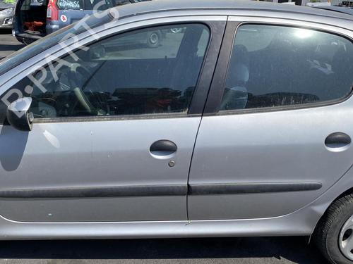 Drivaksel fortil Højre PEUGEOT 206 Hatchback (2A/C) 1.6 i | BP25572964M39 