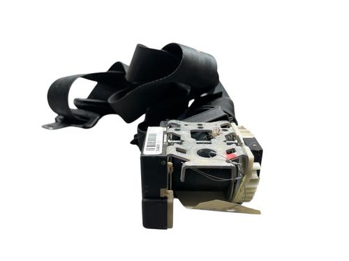 front-right-seatbelt-renault-clio-iv-bh_-2012-2013-2014-2015-2016-2017-2018-2019-2020-2021-30720315 main image