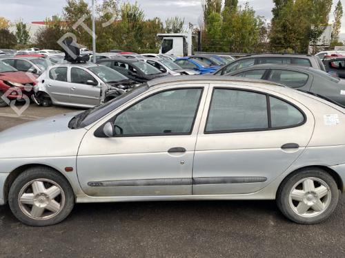 Left front window switch RENAULT MEGANE I (BA0/1_) 1.6 16V (BA04, BA0B, BA11, BA1J, BA16, BA19, BA1K, BA1V,... | BP25531003I27 - Image 16