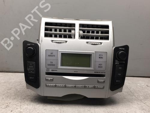 radio-toyota-yaris-_p9_-2005-2006-2007-2008-2009-2010-2011-2012-2013-2014-25520756 main image