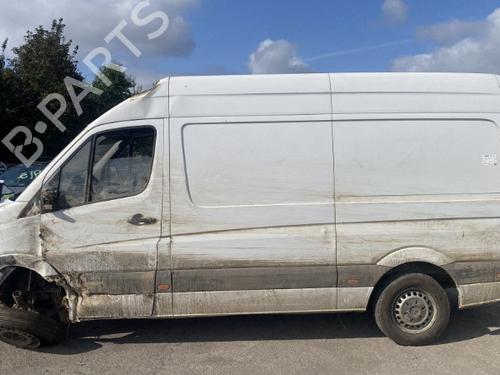 Front right lock MERCEDES-BENZ SPRINTER 3-t Van (B906) 209 CDI (906.611, 906.613) | BP25507108C97 