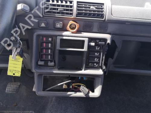 Left mirror PEUGEOT 205 I (741A/C) 1.1 | BP25583876C26 