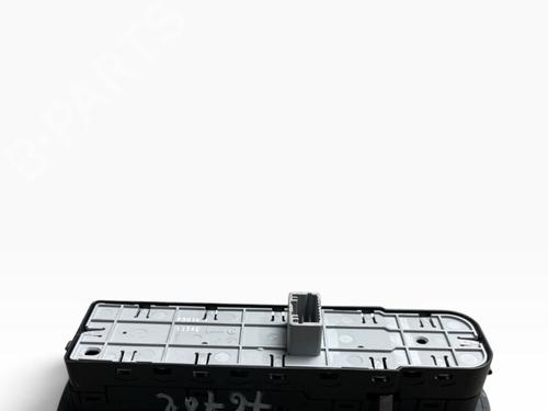 Used Left front window switch Left front window switch RENAULT MEGANE III Hatchback (BZ0/1_, B3_) [2008-2026] 40449368 40449368