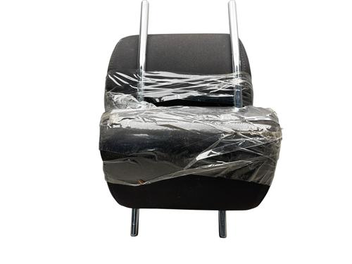 headrest-audi-a4-b7-8ec-2004-2005-2006-2007-2008-2009-25507490 main image